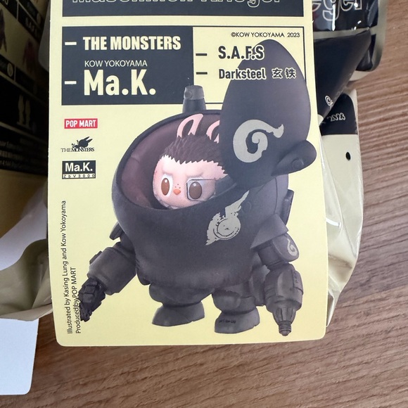 Darksteel - POP MART The Monsters Kow
Yokoyama Ma.k. Series Figure - Picture 2 of 3